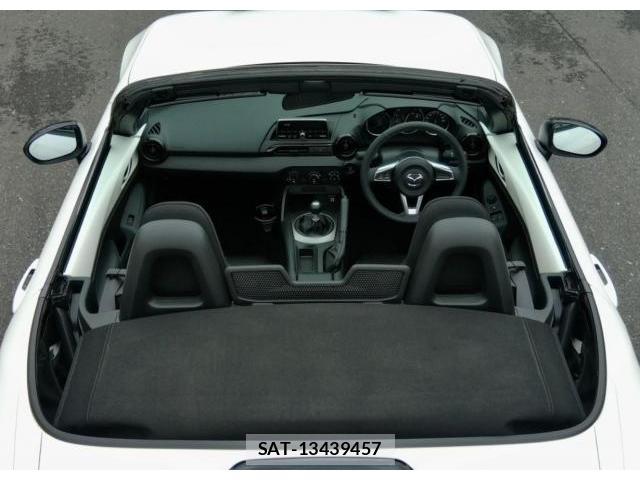 Mazda ROADSTER 2023-12 8008357-3
