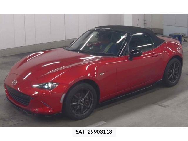 Mazda ROADSTER 2015-08 8009488-1