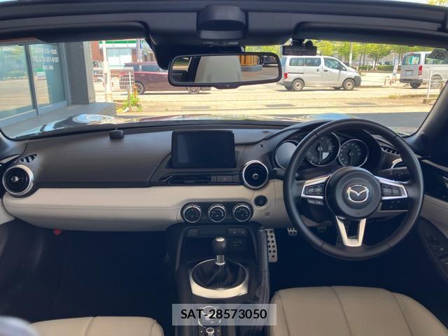 Mazda ROADSTER 2021-08 8011186-2