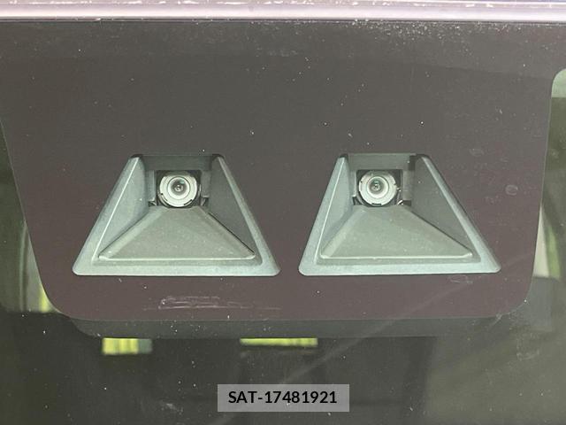 Toyota ROOMY 2022-07 8003419-5
