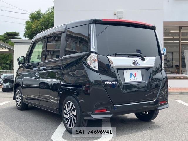 Toyota ROOMY 2021-08 8004681-15