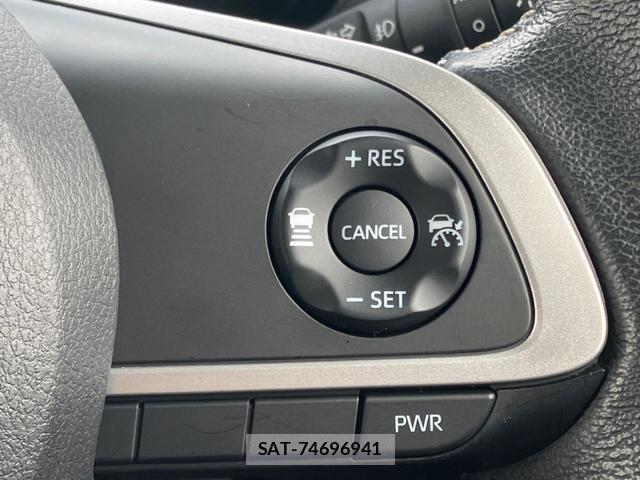 Toyota ROOMY 2021-08 8004681-3
