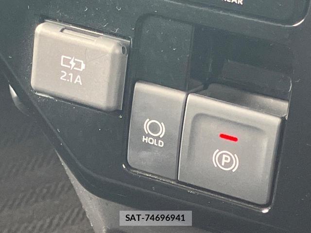 Toyota ROOMY 2021-08 8004681-4
