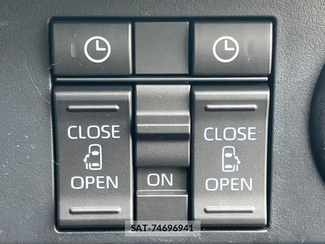 Toyota ROOMY 2021-08 8004681-8