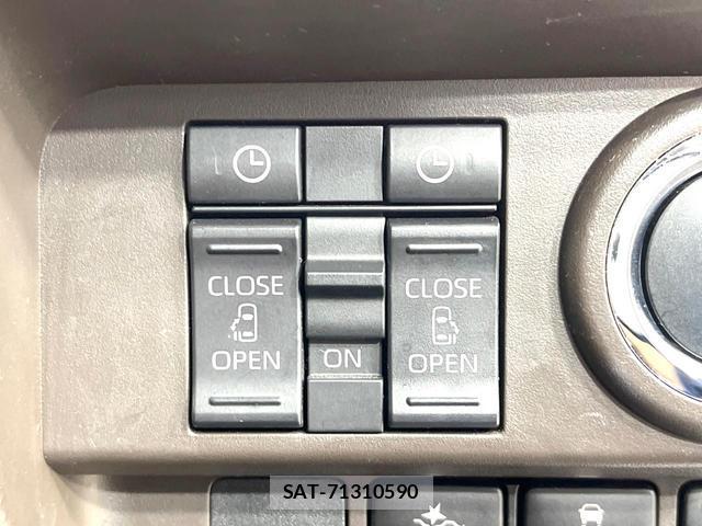 Toyota ROOMY 2021-06 8004889-4