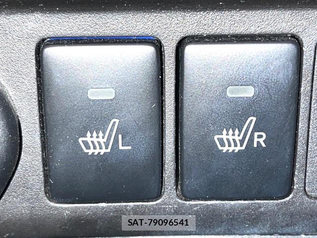 Toyota ROOMY 2019-08 8006213-8