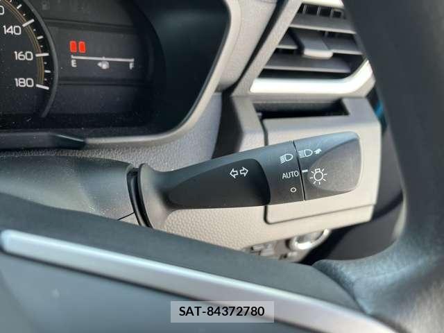 Toyota ROOMY 2023-03 8006561-12