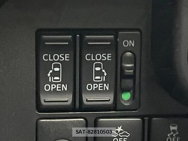 Toyota ROOMY 2017-07 8007219-2