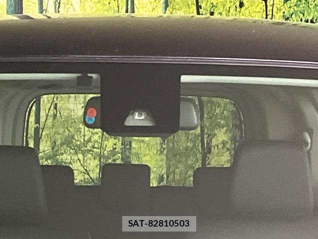 Toyota ROOMY 2017-07 8007219-5