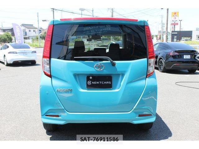 Toyota ROOMY 2023-04 8008719-6