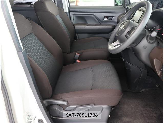 Toyota ROOMY 2023-10 8009403-12