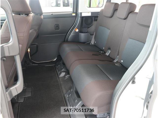 Toyota ROOMY 2023-10 8009403-15