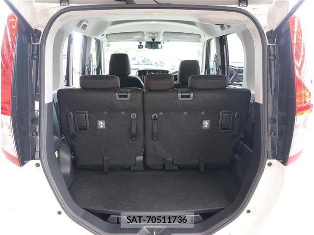 Toyota ROOMY 2023-10 8009403-17