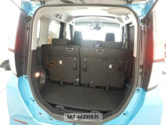 Toyota ROOMY 2021-03 8011028-18