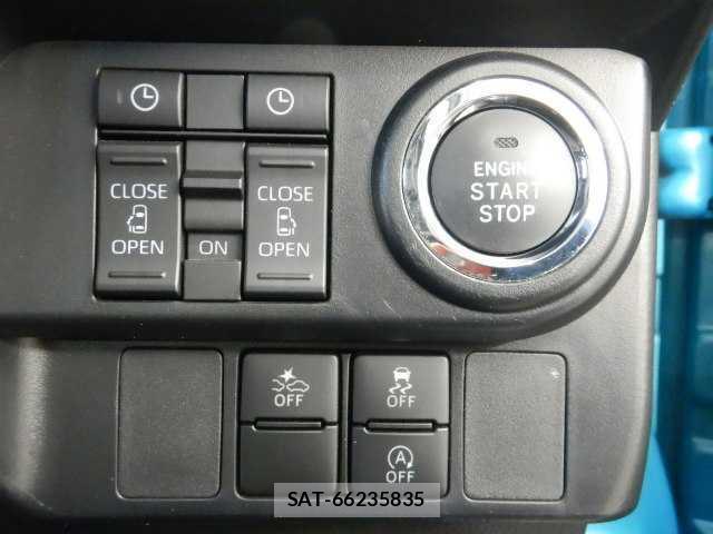 Toyota ROOMY 2021-03 8011028-5