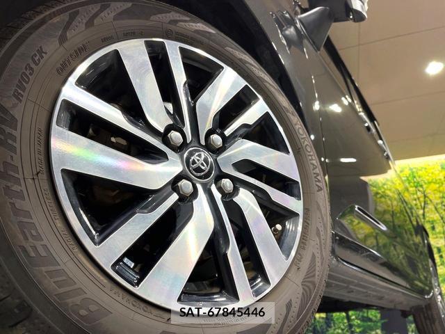 Toyota ROOMY 2023-04 8011396-12