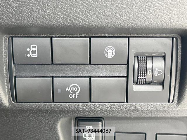 Nissan ROOX 2022-05 8006007-4