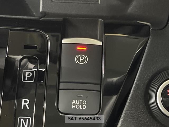 Nissan ROOX 2021-03 8007807-7