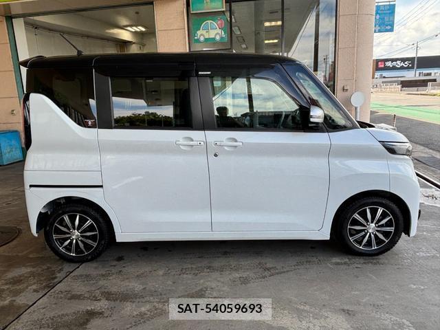 Nissan ROOX 2024-03 8008350-3