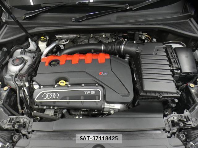 Audi RS Q3 2021-07 8011983-18