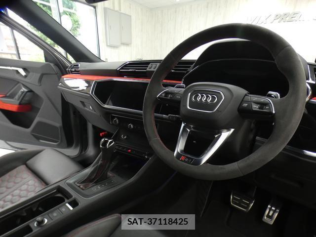 Audi RS Q3 2021-07 8011983-5