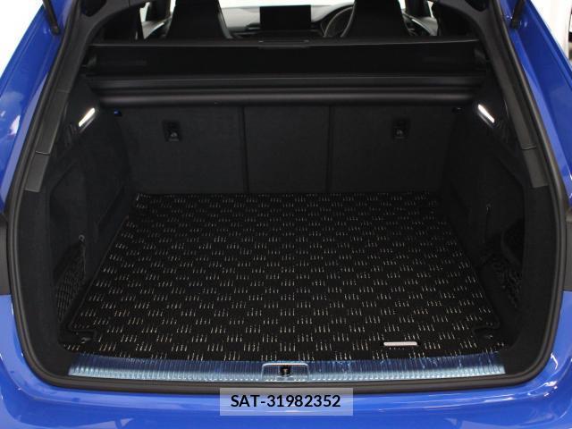 Audi RS4 2021-01 8006523-11