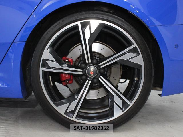 Audi RS4 2021-01 8006523-16