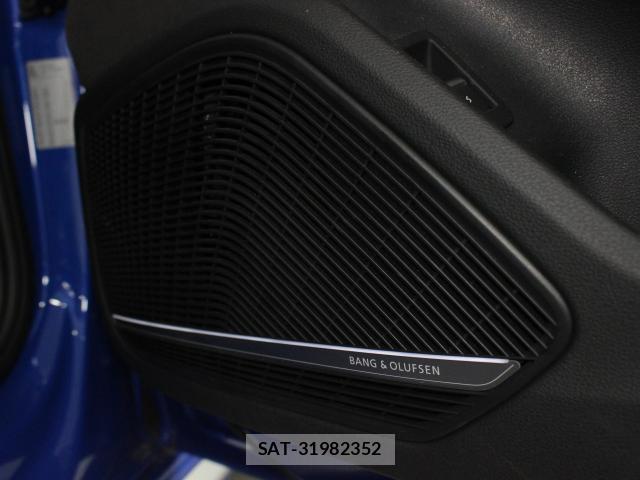 Audi RS4 2021-01 8006523-3