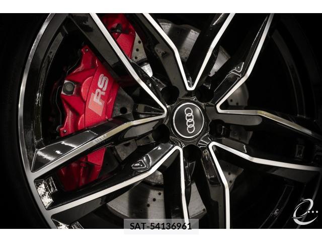 Audi RS6 2017-06 8010183-8