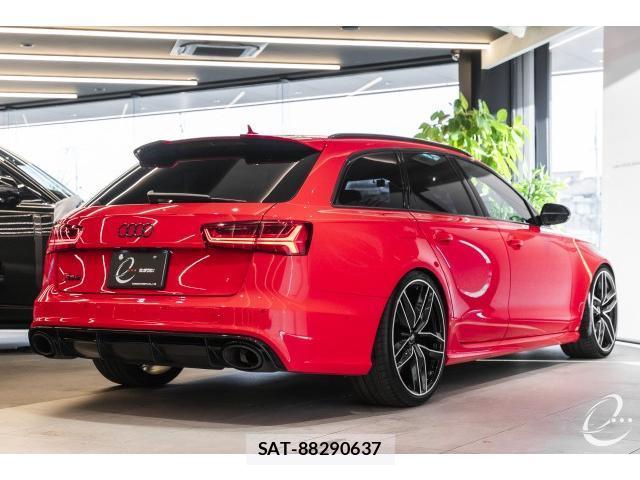Audi RS6 2015-10 8010176-1