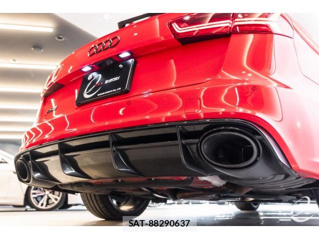 Audi RS6 2015-10 8010176-9
