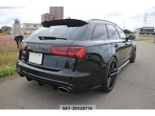 Audi RS6 2016-03 8010703-1