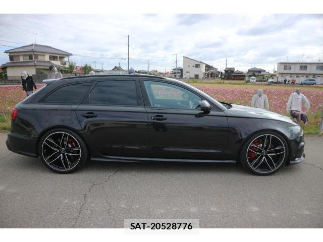 Audi RS6 2016-03 8010703-3