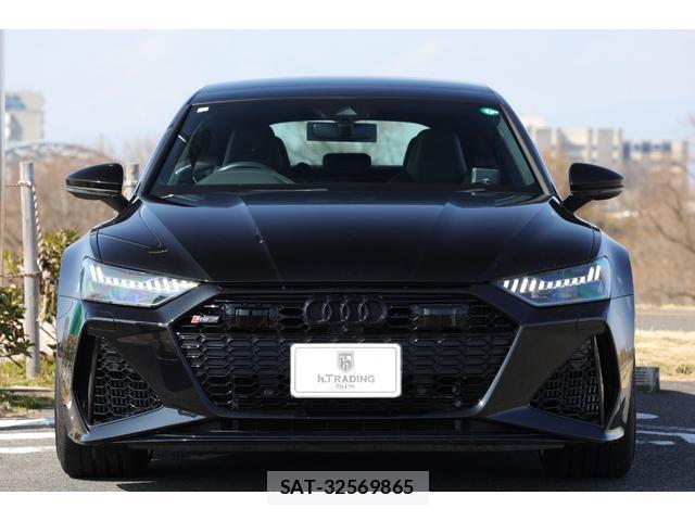 Audi RS7 2021-03 8011429-12