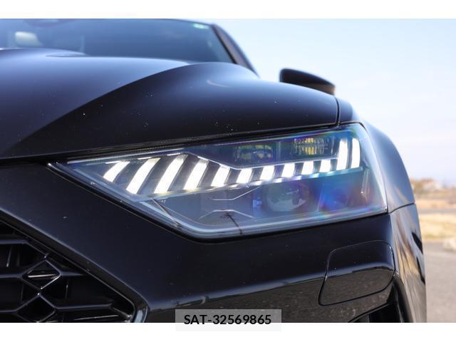 Audi RS7 2021-03 8011429-8