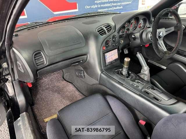 Mazda RX-7 1999-02 8006887-11