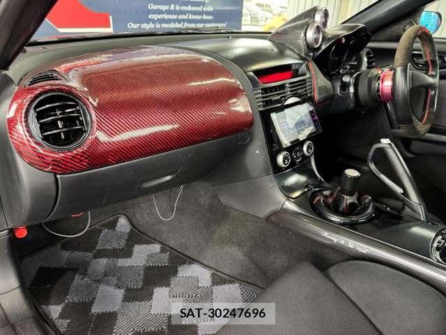 Mazda RX-8 2004-02 8006893-11