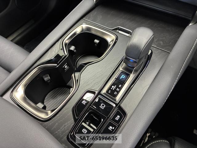 Lexus RX 2023-10 8003059-12