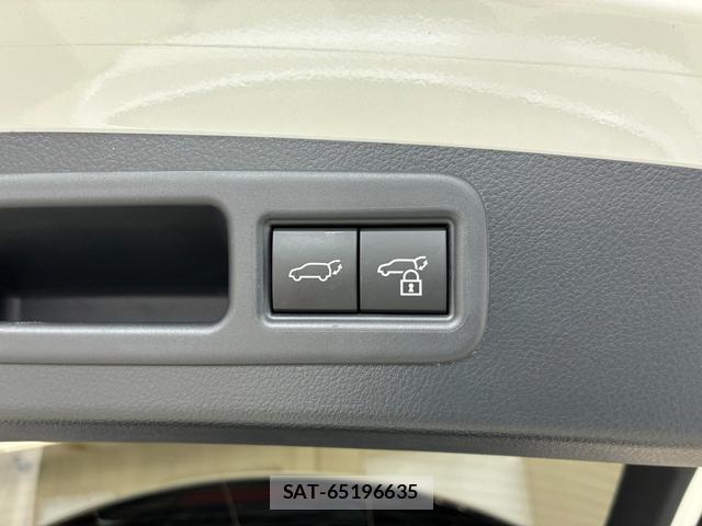 Lexus RX 2023-10 8003059-18