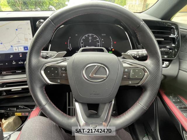 Lexus RX 2023-07 8008677-2