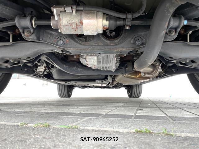 Lexus RX 2017-02 8009908-17