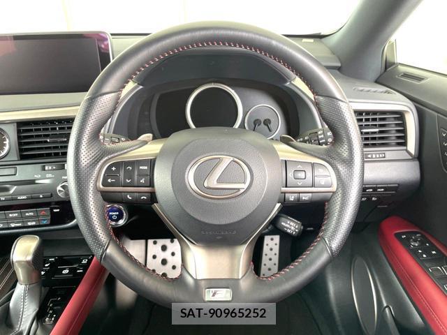 Lexus RX 2017-02 8009908-9