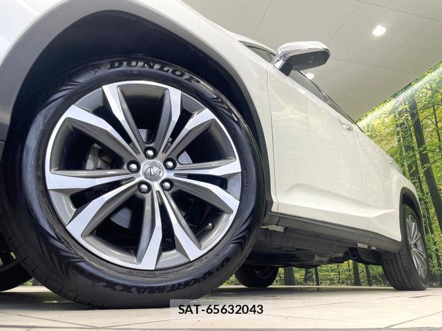 Lexus RX 2017-02 8010443-12