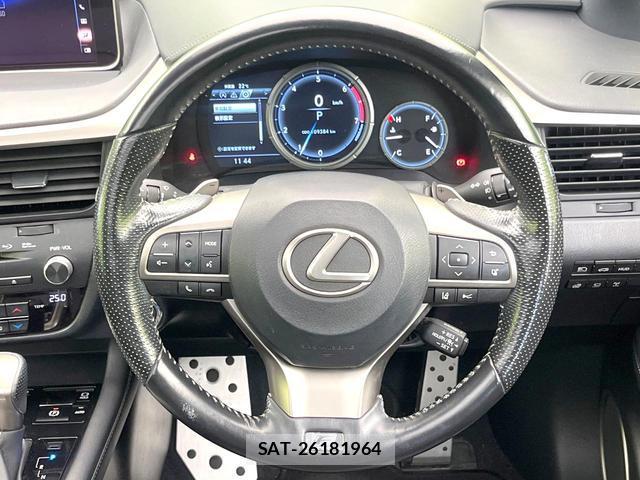 Lexus RX 2016-11 8011166-10