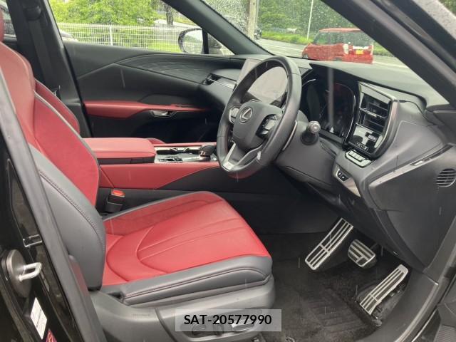Lexus RX 2024-10 8009782-4