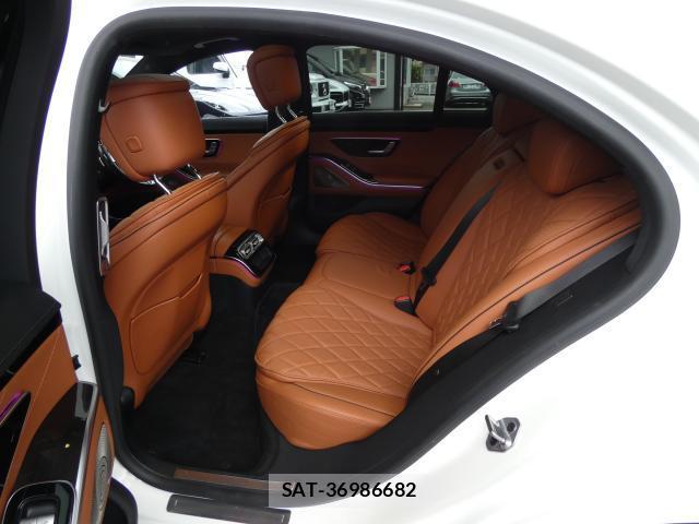 Mercedes Benz S-CLASS 2022-02 8004743-15