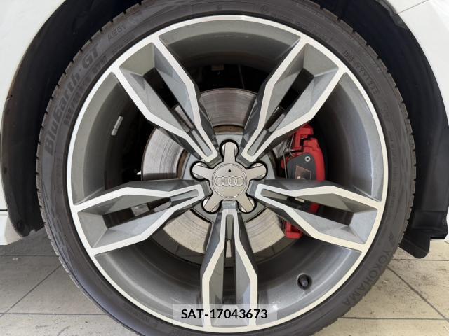 Audi S1 2015-07 8011481-6