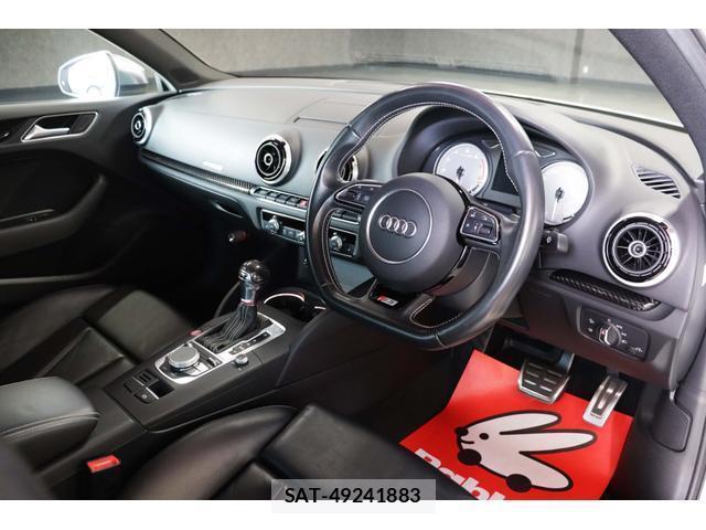 Audi S3 2015-09 8006460-3