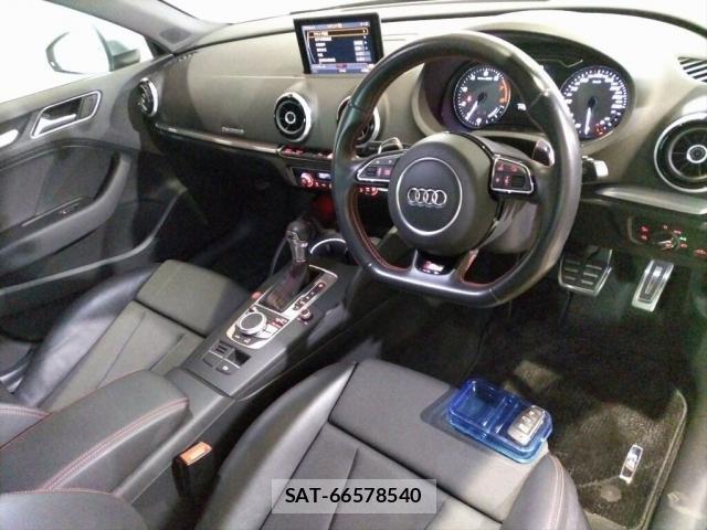 Audi S3 2015-09 8009106-2