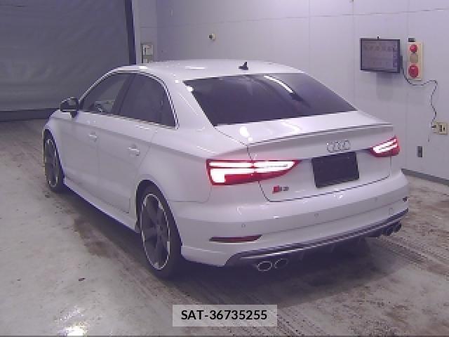 Audi S3 2019-08 8009157-1